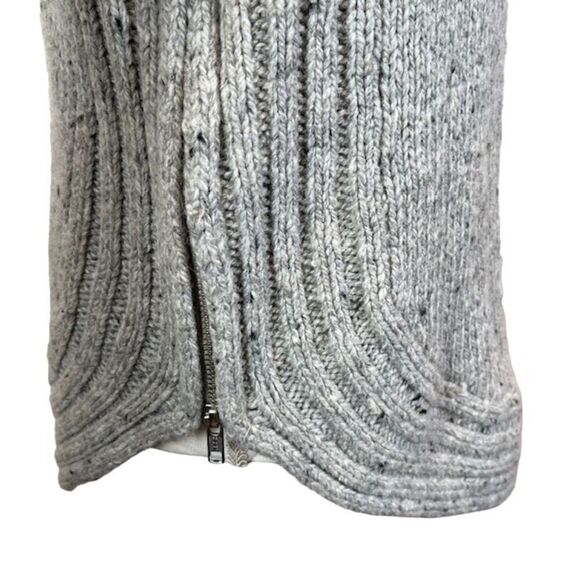 Cynthia Rowley Wool Blend Cowl Neck Zipper Round Hem Taupe Gray Sweater Size XS - Picture 3 of 12